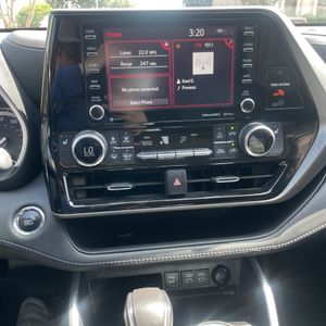 صورة مصغرة 39 لـ 2022 Toyota HIGHLANDER XLE