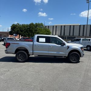 FORD F-150 TREMOR - 10
