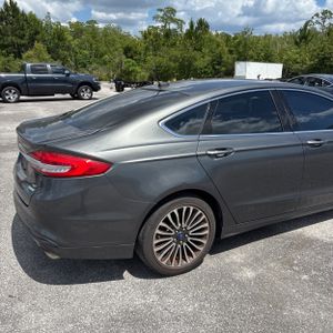 FORD FUSION SE - 8