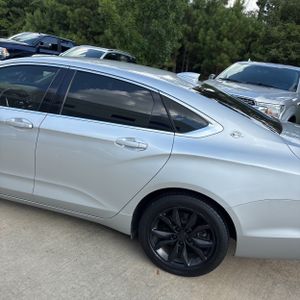 2017 Chevrolet IMPALA LT — фото 6