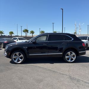 2017 Bentley BENTAYGA BASE — фото 3