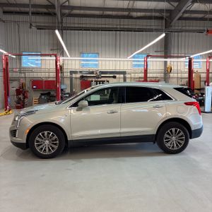 صورة 3 لـ 2017 Cadillac XT5 LUXURY