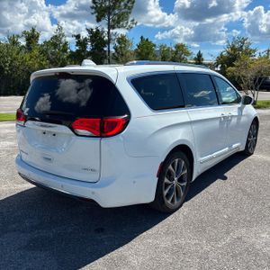 2017 Chrysler PACIFICA LIMITED — фото 7