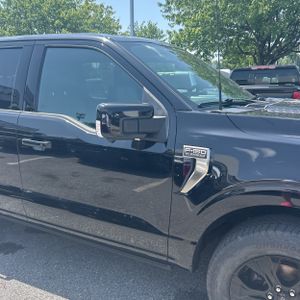 2023 FORD F-150 PLATINUM — миниатюра 11
