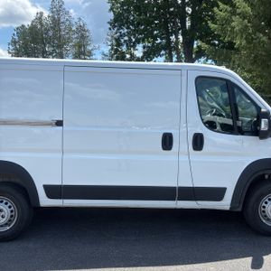 2025 RAM PROMASTER 2500 TRADESMAN — миниатюра 11