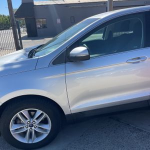 FORD EDGE SEL - 2