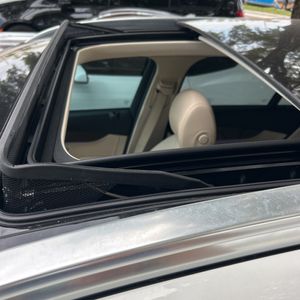 2022 Mercedes-BENZ GLC thumbnail 36