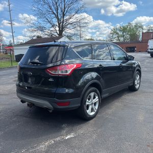 FORD ESCAPE SE - 8