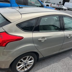صورة 5 لـ 2016 FORD FOCUS SE