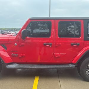 2019 JEEP WRANGLER UNLIMITED SAHARA 照片 3