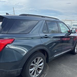 FORD EXPLORER XLT - 8