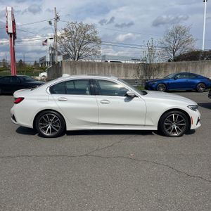 BMW 3 SERIES 330I XDRIVE - 10