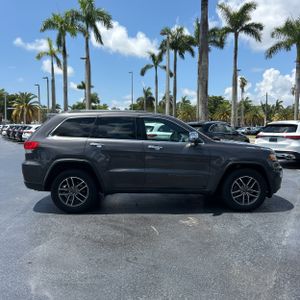 2019 JEEP GRAND CHEROKEE LIMITED — фото 10