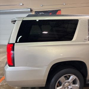 CHEVROLET SUBURBAN LS - 9