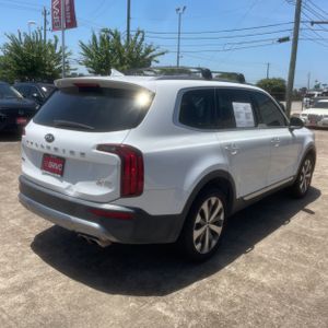 صورة 8 لـ 2020 KIA TELLURIDE S