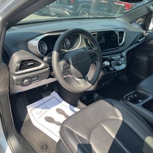 صورة مصغرة 37 لـ 2026 Chrysler PACIFICA SELECT