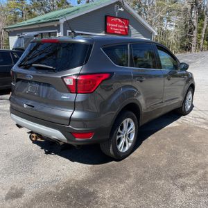 FORD ESCAPE SE - 8