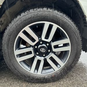 صورة مصغرة 20 لـ 2022 Toyota 4RUNNER LIMITED