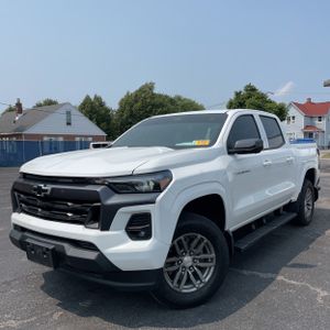 صورة 1 لـ 2025 Chevrolet COLORADO LT
