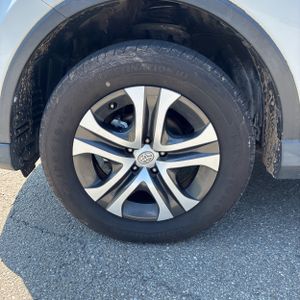 صورة مصغرة 17 لـ 2016 Toyota RAV4 LE