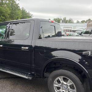FORD F-150 LARIAT - 6