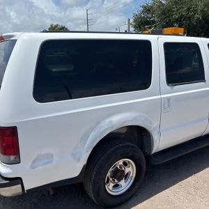 FORD EXCURSION XLT - 9