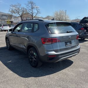 VOLKSWAGEN TAOS S 4MOTION - 6