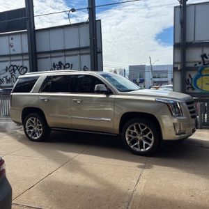 CADILLAC ESCALADE PREMIUM LUXURY - 9