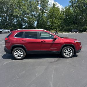 2017 JEEP CHEROKEE LATITUDE — фото 10