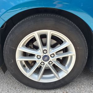 صورة مصغرة 17 لـ 2017 FORD FOCUS SE