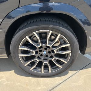2026 BMW X6 M60I — миниатюра 18