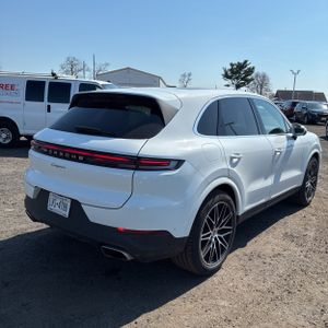 PORSCHE CAYENNE - 8