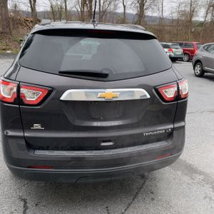 CHEVROLET TRAVERSE LS - 7