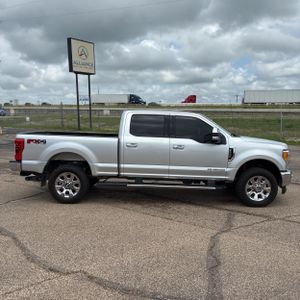 FORD F-250 SUPER DUTY LARIAT - 10