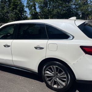 2017 Acura MDX SH-AWD W/TECH — фото 6
