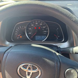 2015 Toyota RAV4 LE 照片 39