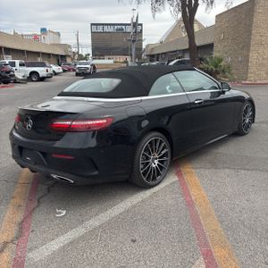 MERCEDES-BENZ E-CLASS - 8