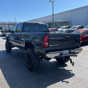 صورة 4 لـ 2005 Chevrolet SILVERADO 2500HD LS
