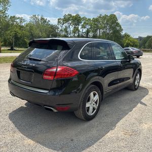 PORSCHE CAYENNE - 8