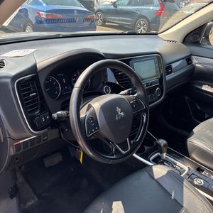 صورة مصغرة 36 لـ 2019 Mitsubishi OUTLANDER SEL