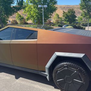 TESLA CYBERTRUCK BASE - 6