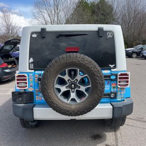Jeep Wrangler Unlimited Chief Edition - 4