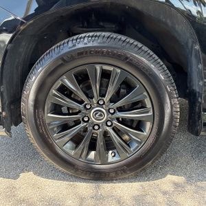 2023 Lexus GX 460 BASE — миниатюра 16