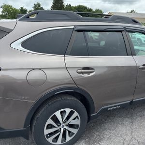 2021 Subaru OUTBACK PREMIUM — фото 9