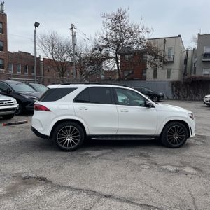 MERCEDES-BENZ GLE - 10