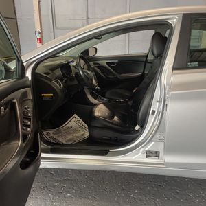 2013 Hyundai ELANTRA LIMITED 缩略图 32