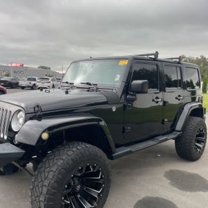 2017 JEEP WRANGLER UNLIMITED SAHARA — фото 2