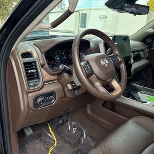 2025 RAM 3500 LONGHORN thumbnail 34