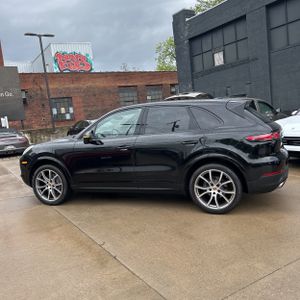 PORSCHE CAYENNE - 3