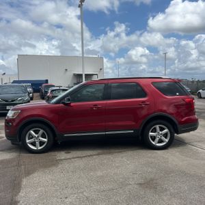 FORD EXPLORER XLT - 3